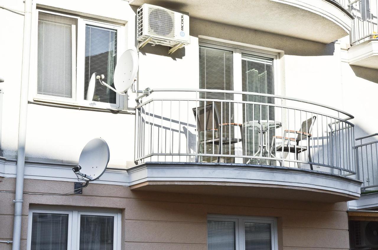 Happy Apartman Hajduszoboszlo Exterior photo
